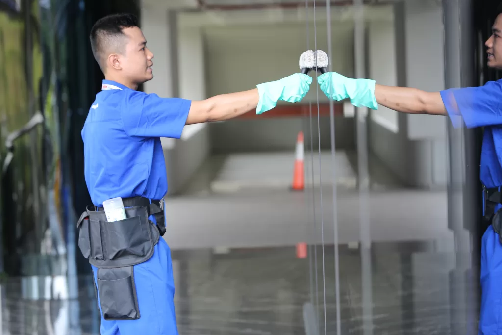 jasa pembersihan komersial